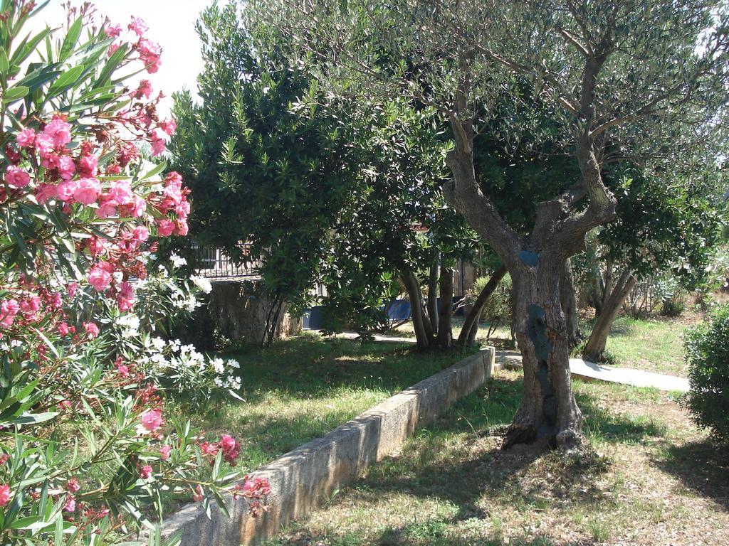 Holiday Home Julia Banjole Δωμάτιο φωτογραφία